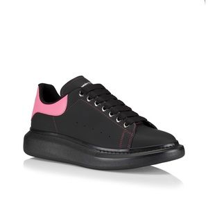 Alexander McQueen Mens Oversized Matte Platform Sneakers